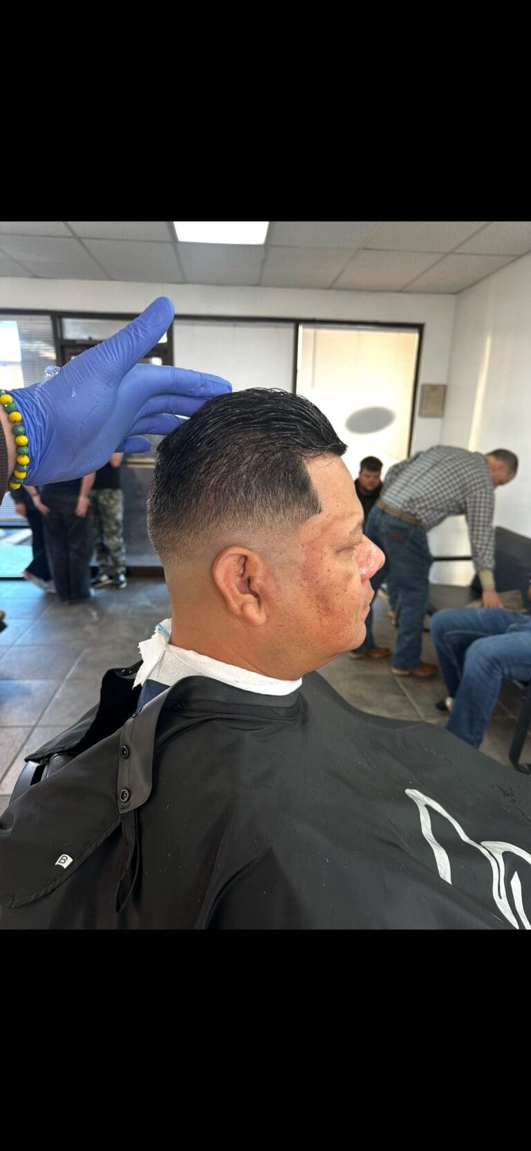 VP0AFyGyJvyEIROYonyB1736024317354 768x1665