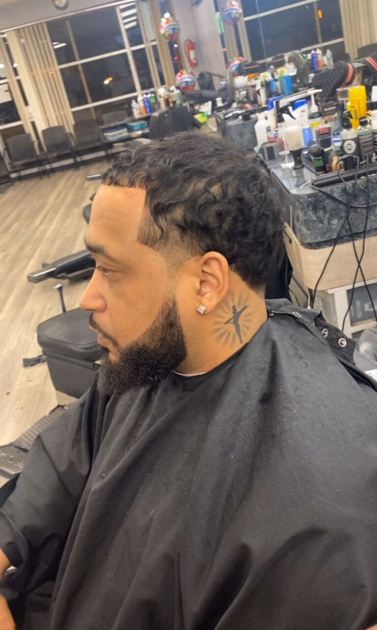 y4utWNM33sTiBA6BQnJr1743544157579 768x1282