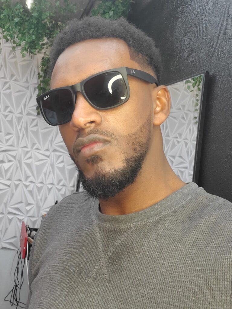 5cZi2TJit6V4fw2FNb0v1755479758202 768x1024