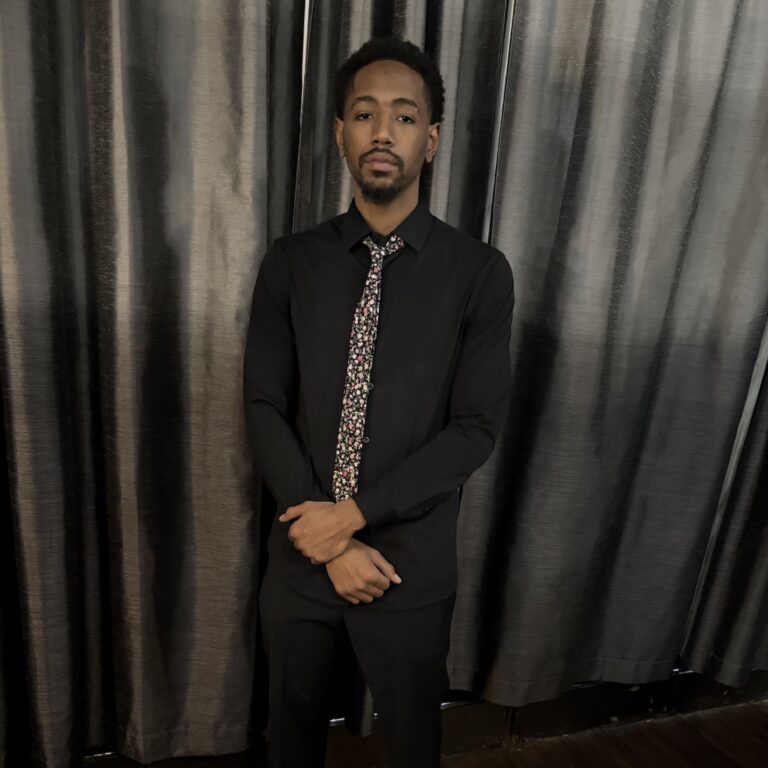 rNQi3PjGKHoFOLdE6Cyj1742569446549 768x768