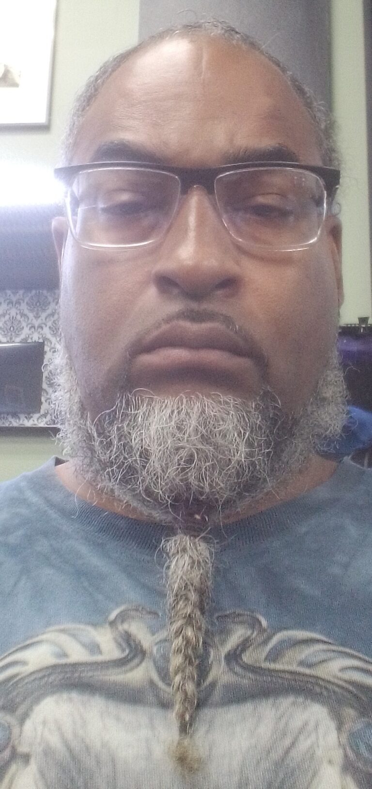 Hxp1E3bocxArWWOdXbOI1759247360320 768x1626