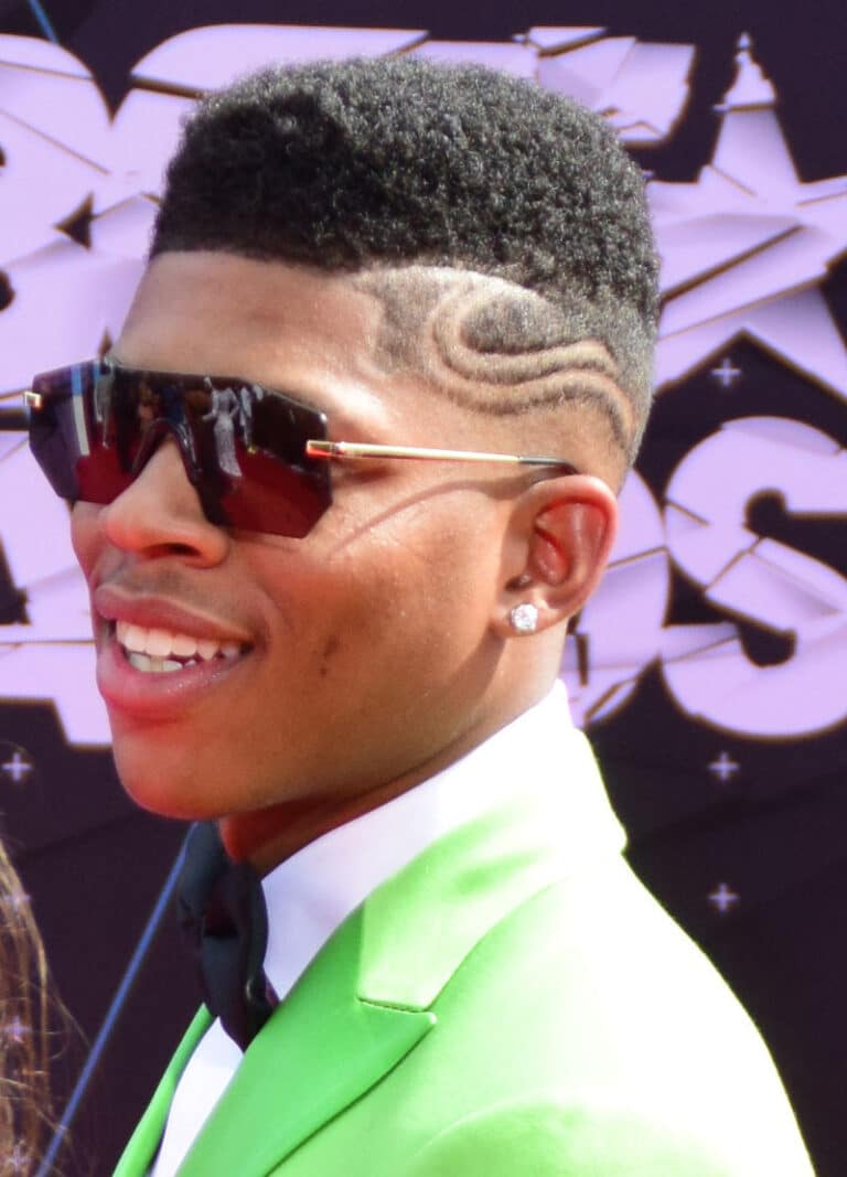 Bryshere Y. Gray cropped High Top Fade 768x1067